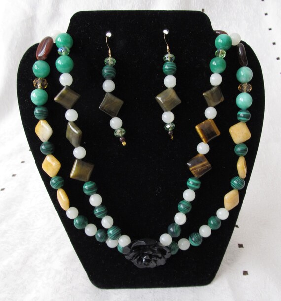 Black Rose and Stone Bead Matinee Necklace and Earrings Etsy
