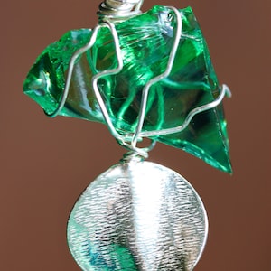 Very Rare Gaia Green Andara Crystal Large Pendant in Fine 999 Silver with Karen Hill Tribe Silver Bead - 14,90 grams Magical Pendant!! -