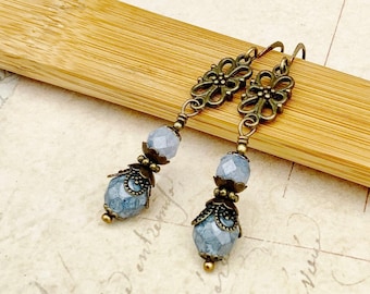 Blue Earrings, Pale Blue Earrings, Light Blue Earrings, Blue Vintage Earrings, Vintage Look Earrings, Czech Glass Beads, Flower Earrings