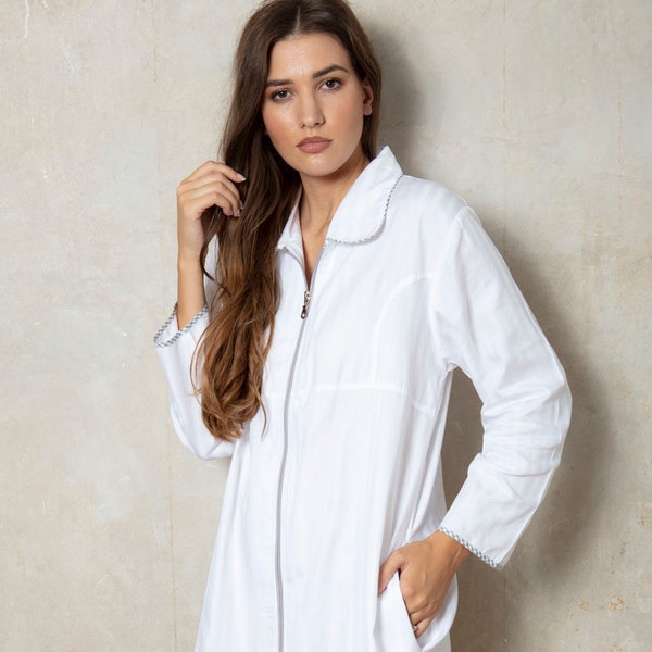 Ladies 100% Cotton White Superfine Shadow Stripe Zip Up Dressing Gown Robe