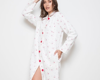 Ladies 100% Cotton Quilted Pink Floral Button Up Robe Dressing Gown from Cottonreal (CRP20/8 Q3)