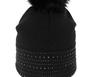 ladies black pom pom hat