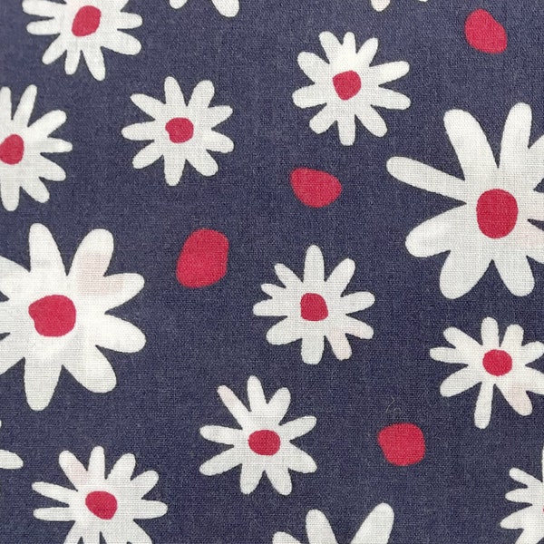 Polycotton Fabric - White Daisy Floral on Navy Blue - Craft Fabric Material Metre