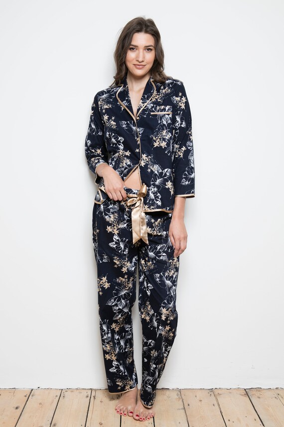 Ladies revere collar pyjamas sales
