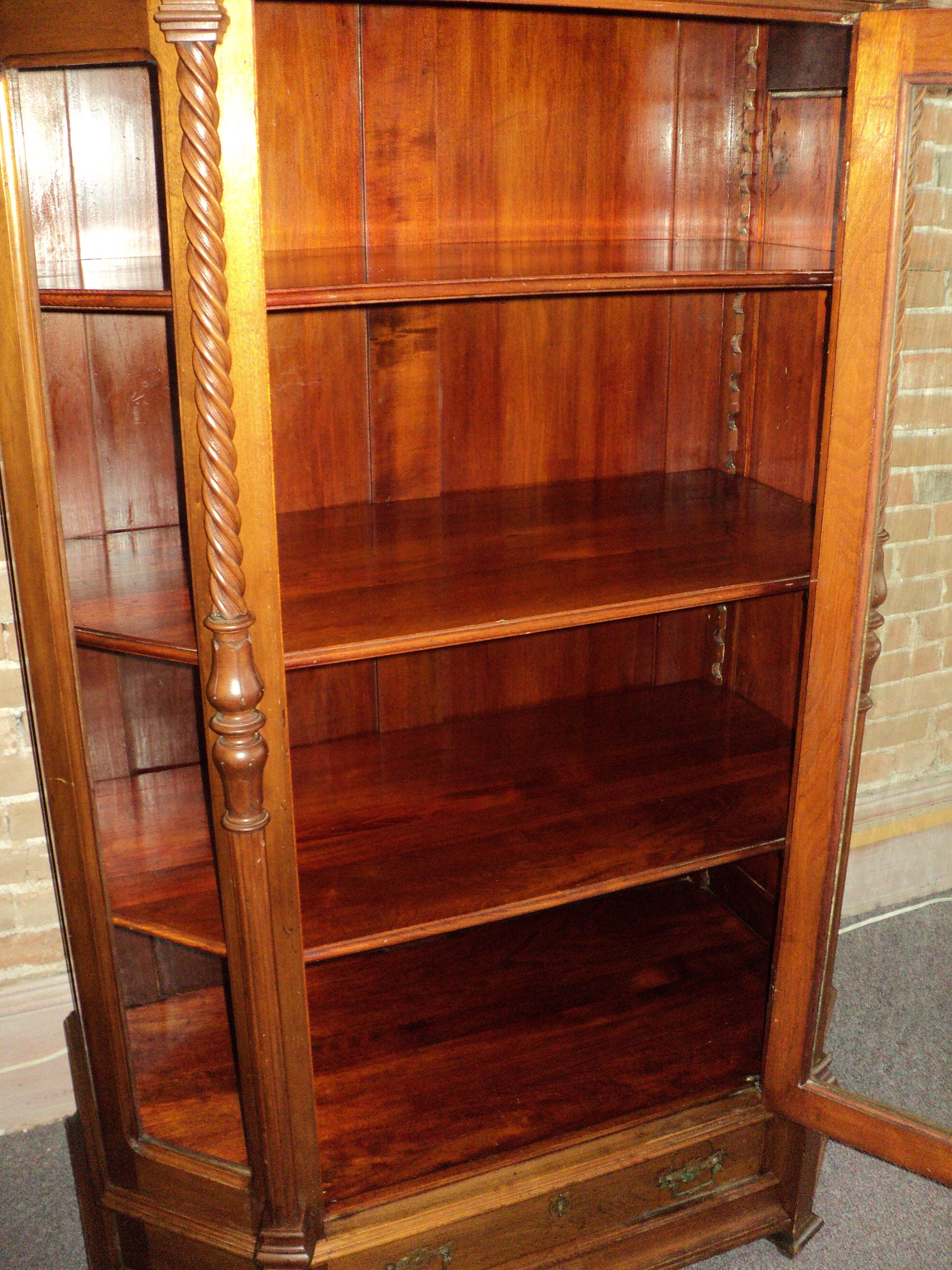 Gabinete antiguo de nogal de China con galería y espejo El | Etsy