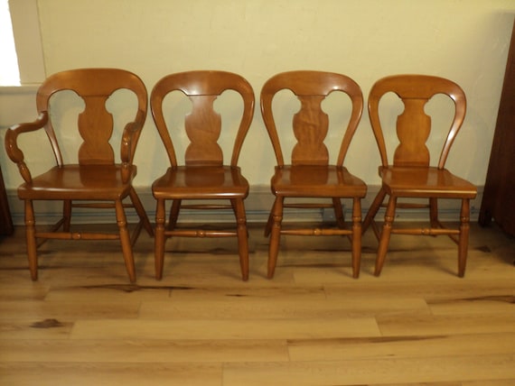 Set of 4 Maple 1950 s Kitchen dining Chairs by Willett Shipping