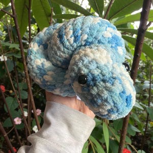 Blue Handmade Crochet Snake, Amigurumi Snake, Handmade Reptile Plushie, Soft Snake Plush, Amigurumi scales, Home Decor, Fidget Toy,