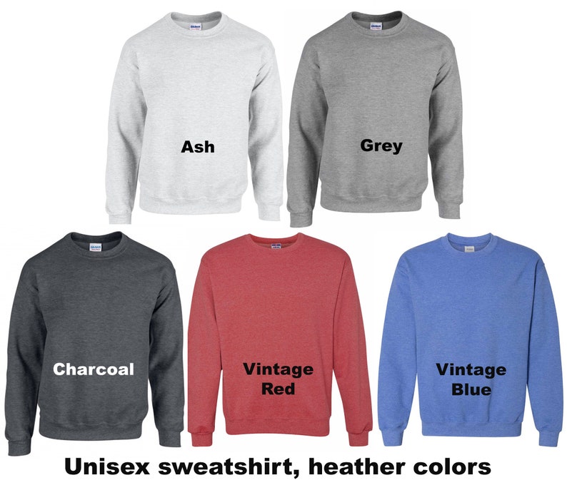 K&ouml;nnte beinhalten: Sechs Unisex-Sweatshirts in verschiedenen Melangefarben: Aschgrau, Grau, Anthrazit, Vintage Rot, Vintage Blau. Alle Sweatshirts haben den gleichen Stil mit einem Rundhalsausschnitt und langen &Auml;rmeln.
