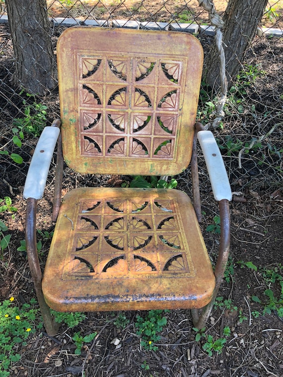 Vintage Metal Lawn Chair Metal Cut Outs Motel Chair Bouncer Etsy