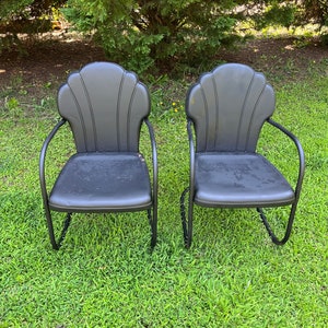 Vintage Set of Two Shellback Metal Motel Chairs Cantilevered Black ...