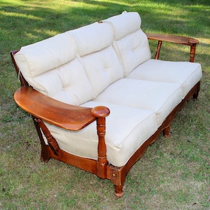 Local Pickup Only -- Scarce Paddle Arm Cushman Colonial Couch; Old Bennington