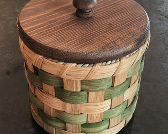 Storage Basket with lid