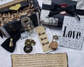Romantic gift box,  Love gift for valentines day, Veni Vidi Vici, Italian sayings gift, Anniversary gift box, Latin phrase necklace, Wedding