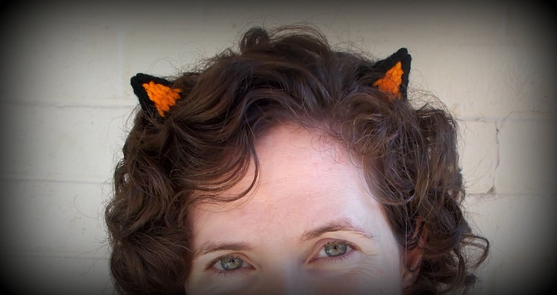 Halloween Accessory Simple Costume Mini Orange and Black Knitted Cat Ears Costume Accessory Costume Prop Halloween Decor
