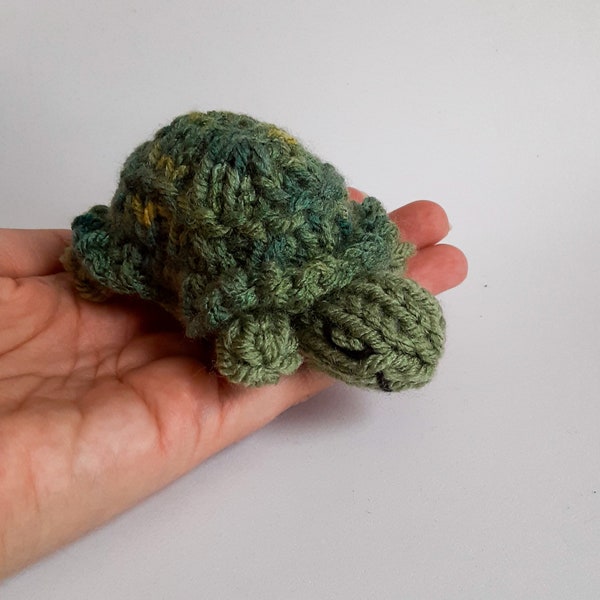 Miniature Turtle Knitted Soft Ornament - Cute Tortoise Ornament - Unique Stocking Stuffer - Mini Turtle - Mobile Supply - Christmas Ornament