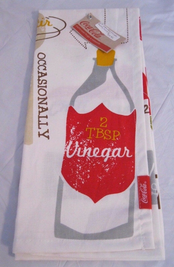 NEW FREE SHIPPING Coca-Cola Dishtowel /"BBQ/"