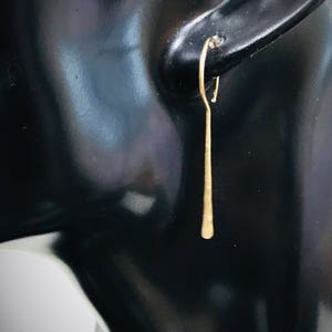Hammered minimalist earring (14 k gold fill/ sterling silver/ rose gold)