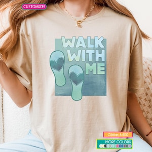 Schattig "Walk With Me" 2026 LDS-jeugdthema-t-shirt, aanpasbaar, softstyle T-shirt, kamp-T-shirt voor jonge vrouwen, cadeau voor heilige der laatste dagen