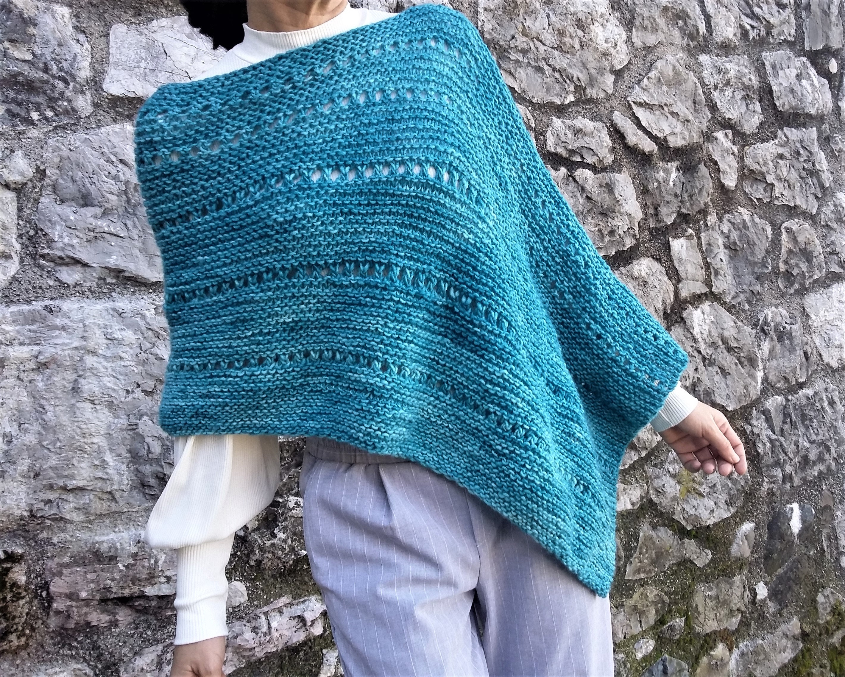 Patrón Poncho - Patrón de poncho de punto con liga y ojales -Patrón para  principiantes-Descarga instantánea- patrones de tejido para ponchos -fácil  de tejer - Etsy México, image size:2838x2274