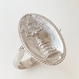 925 Sterling Silver Minoan Snake Goddess Ring. Greek Goddess Figurines Ring. 925 Sterling Silver Ring. Ancient Greek Ring.