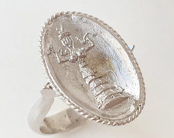 925 Sterling Silver Minoan Snake Goddess Ring. Greek Goddess Figurines Ring. 925 Sterling Silver Ring. Ancient Greek Ring.