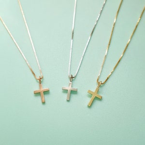 14K Yellow Solid Gold Cross Chain Pendant. Minimalist Christian Necklace. Classy Unisex Cross Casual Charm Necklace. image 4