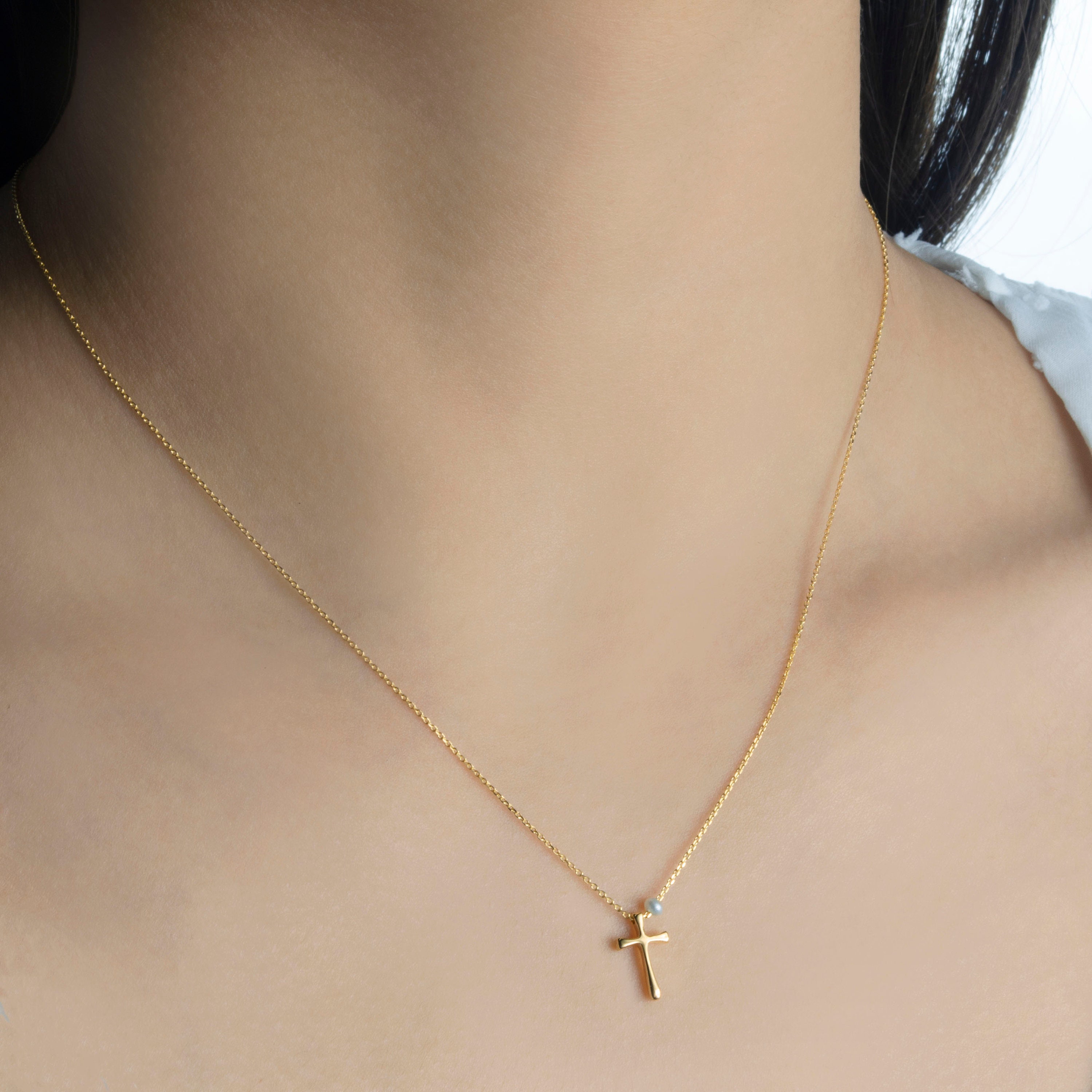 Cross Necklace, 14K Yellow Gold Cross Necklace, Small Cross Pendant,  Minimalist Cross Necklace, Crucifix Cross Necklace in 14K Gold - Etsy Hong  Kong
