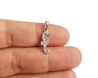 925 Sterling Silver Sea Horse Pendant Necklace. Sea Horse Hippocampus Pendant.
