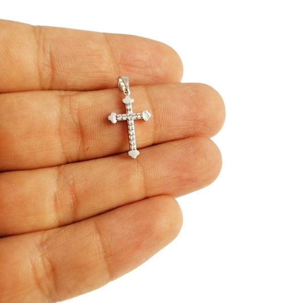 Pendentif petite croix en or massif blanc 14 carats. Croix en zircone cubique blanche. Pendentif femme croix décontracté.