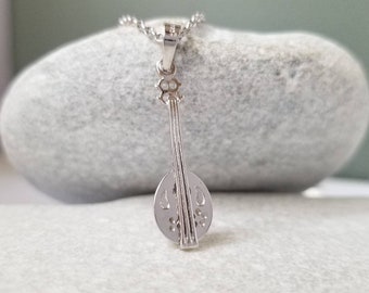 925 Sterling Silver Bouzouki Greek Instrument De Musique Pendentif Collier. Pendentif de musique grecque.