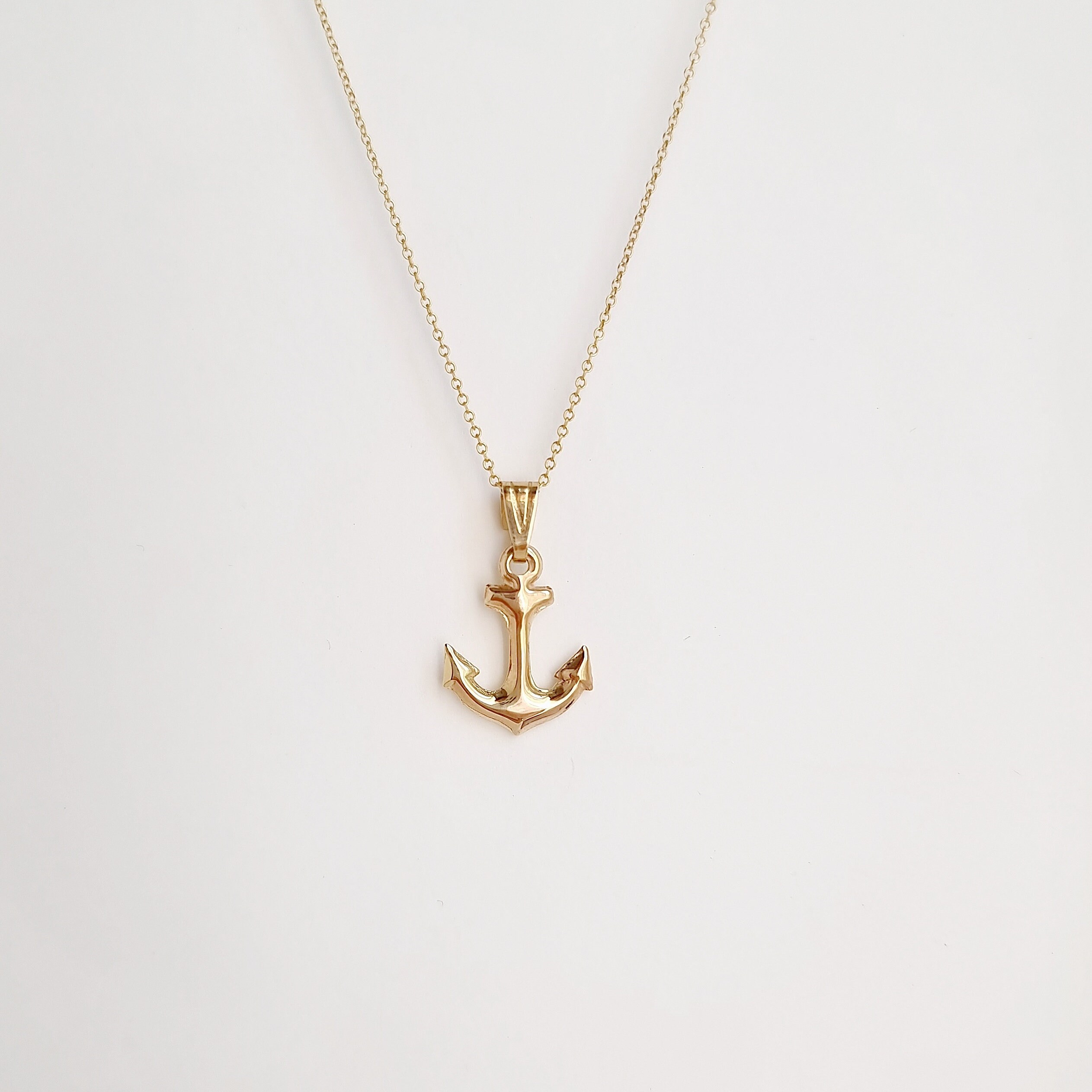 14K Gold Anchor Pendant Necklace. 14K 