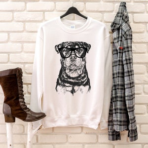 Rottweiler Sweatshirt, Hipster Rottie Mom Hoodie, Glasses Nerdy Dog Unisex Crewneck Sweatshirts, Sweater, Dog Mom Gift