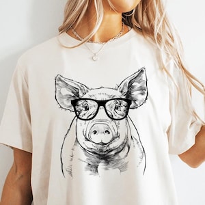 Pig Shirt, Pig Sweatshirt, Cute Pig Lover Gift, Funny Farm Animal Lover Gift, Farmhouse Tshirt, Farmer Shirt, Pig Mom Gift