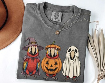 Spooky Scarlet Macaw Parrot Halloween Shirt, Retro Pumpkin Witch Ghost Comfort Colors Tshirt, Funny Bird Lover Gift
