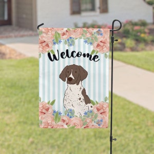 GSP Garden Flag, Spring Garden Flags, German Shorthaired Pointer Dog House Flag, Floral Porch Yard Decor, Welcome Sign Outdoor Decoration