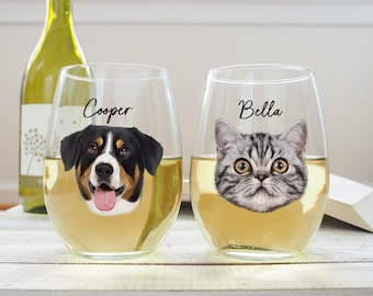 Custom Dog Photo Wine Glass, Personalized Cat Dog Name Wine Glasses, Dog Portrait Stemless Wine Glass, Pet Wine Mug, Custom Cat Mom Gift