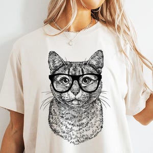Russian Blue Cat Shirt, Russian Blue Cat Mom Sweatshirt, Cute Russian Blue Cat Mom Gift, Funny Cat Dad Gift, Cat Owner Tshirt