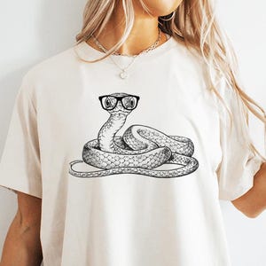 Rough Green Snake Shirt, Green Snake Sweatshirt, Cute Grass Snake Mom Gift, Funny Reptile Animal Lover Gift, Green Snake Tshirt