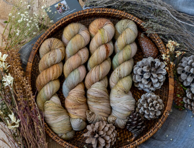 Fil mérinos teint à la main, BUBBLES, mérinos simples, laine, doigté, pour tricoter et crocheter, laine mérinos, superwash, garn handgefärbt image 2