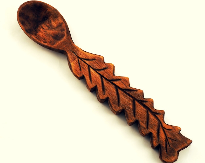 Wooden Hand Carved Spoon in Oak Leaf motif