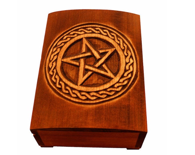 Wooden box with pentagram and plait