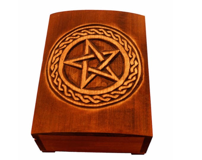 Wooden box with pentagram and plait