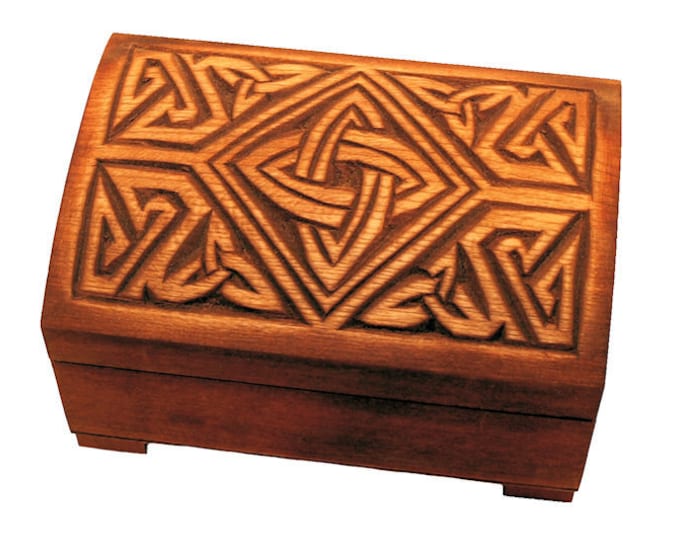 Wooden historical jewelry box with knife sheath ornament, York (England) IX-X c.