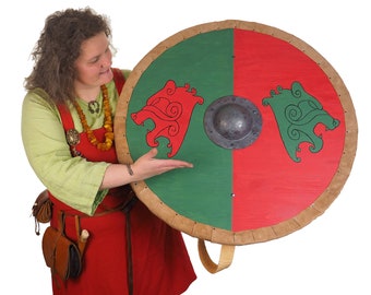 Viking Shield Green Red Bear heads Pattern,Shield with strap,  Norsman shield, Wall decor, Larp and reenactment, SCA ready,