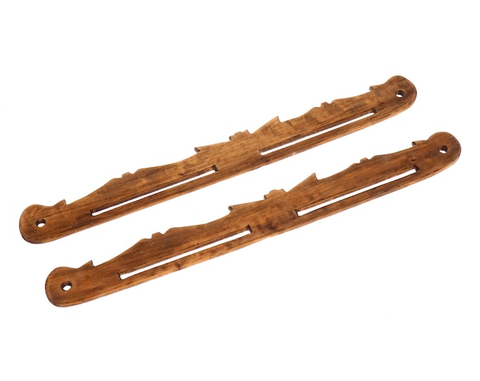 Viking bag handles, wooden, birka origins. Reenactment. Haithabu pattern.