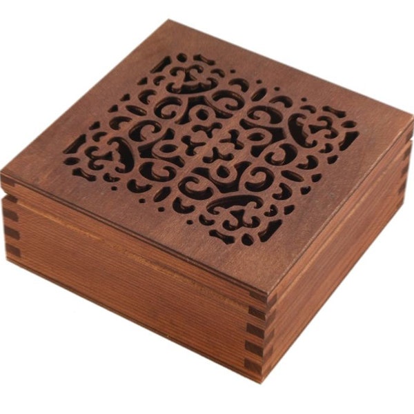 Openwork wooden jewelry box