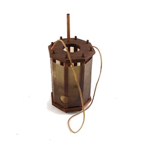 Wooden lantern with lift