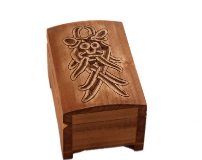 wooden box with hand carved lid - Moesgard Mask