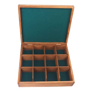 Handgemachte Schmuckbox aus Holz, innen unterteilt, 12 Fächer, Erinnerungsbox, Geschenkbox, Holzbox, personalisiert, Schmuck Organizer,