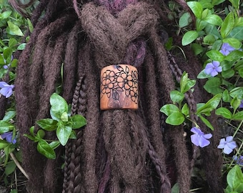 Spring vibes- big dread bead